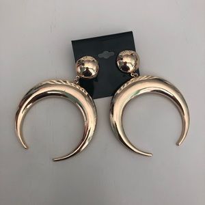 Nasty Gal Gold Earrings